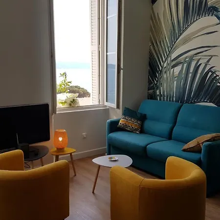 Apartman Bright 35 M Studio Overlooking The Sea Sainte-Maxime